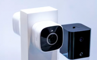 Abode的室外监控摄像头也可以成为智能门铃