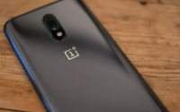 2019年亚马逊PrimeDayOnePlus7带有镜面蓝色色调