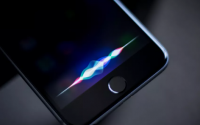 苹果在Siri审核过程中暂停要求工人听录音