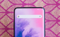 OnePlus7Pro体积大蓝色且预算友好