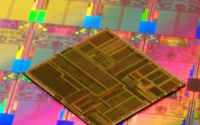 英特尔就设想其10nm通过提供2.7倍的密度来取代14nm