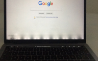 苹果本周延长了其全球13英寸MacBookPro显示器背光服务计划