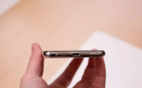 今年的iPhone11顶级型号将有两种尺寸采用OLED屏幕保持相同的分辨率