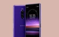 索尼Xperia2至少拥有黑色和紫色两种配色