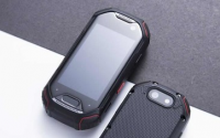 Unihertz在去年发布过一款堪称体积最小的三防Android手机