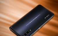 全新5G旗舰iQOOPro5G版即将于我们见面