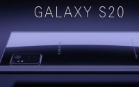 GalaxyS20采用了较为方正的设计背部的摄像头依旧在左上角
