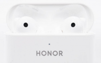 考虑到其高昂的价格Triphonic扬声器具有环绕功能是一件好事