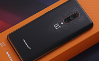 一加7T Pro5G迈凯伦限定版同样保留了2K90Hz流体屏