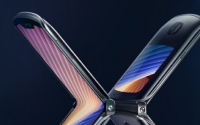 motorolarazr5G采用了名为星轨转轴的结构