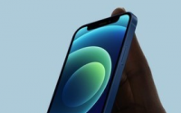 iPhone12ProMax是iPhone12系列中的超大杯产品