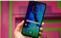 300美元或以下的最佳手机GalaxyA50A32MotoGStylus等
