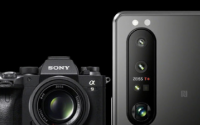 索尼Xperia1III配备了一块6.5英寸120Hz刷新率的4KHDROLED屏幕