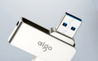 爱国者U33配备USB3.0高速接口可节省文件传输时间