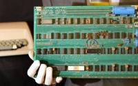 据称属于史蒂夫乔布斯的Apple-1原型被拍卖