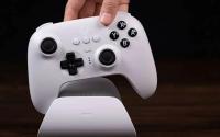 8BitDo最新的终极控制器配备充电座
